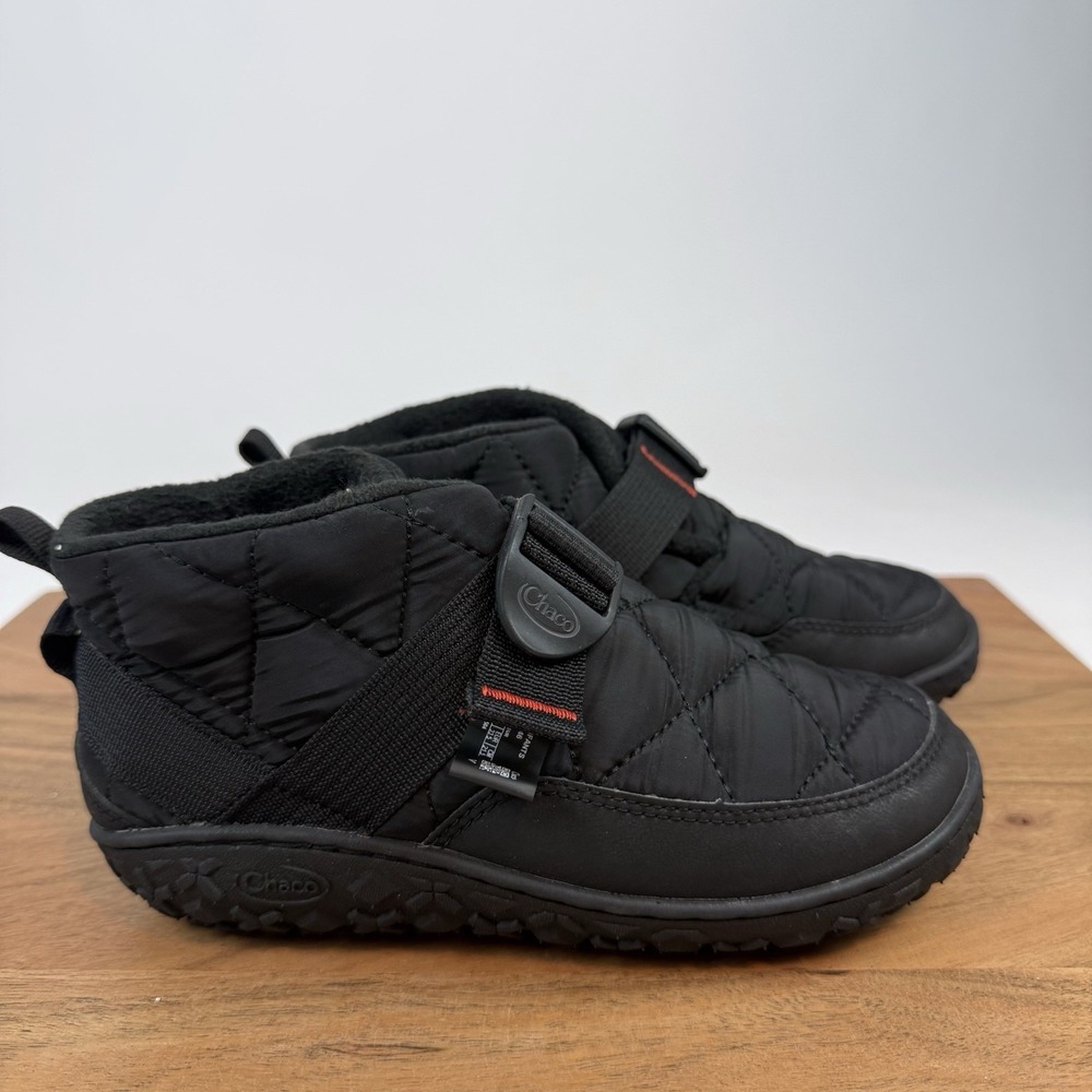 New NWOB Big Kids Chaco Ramble Puff Ankle Outdoor Ankle Boots Booties Size 2.5 Y